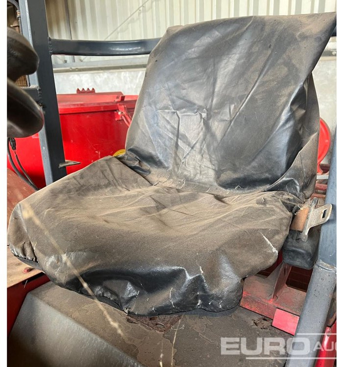 2000 Moffett Mounty M2003 - رافعة شوكية: صورة 3 2000 Moffett Mounty M2003 - رافعة شوكية: صورة 3