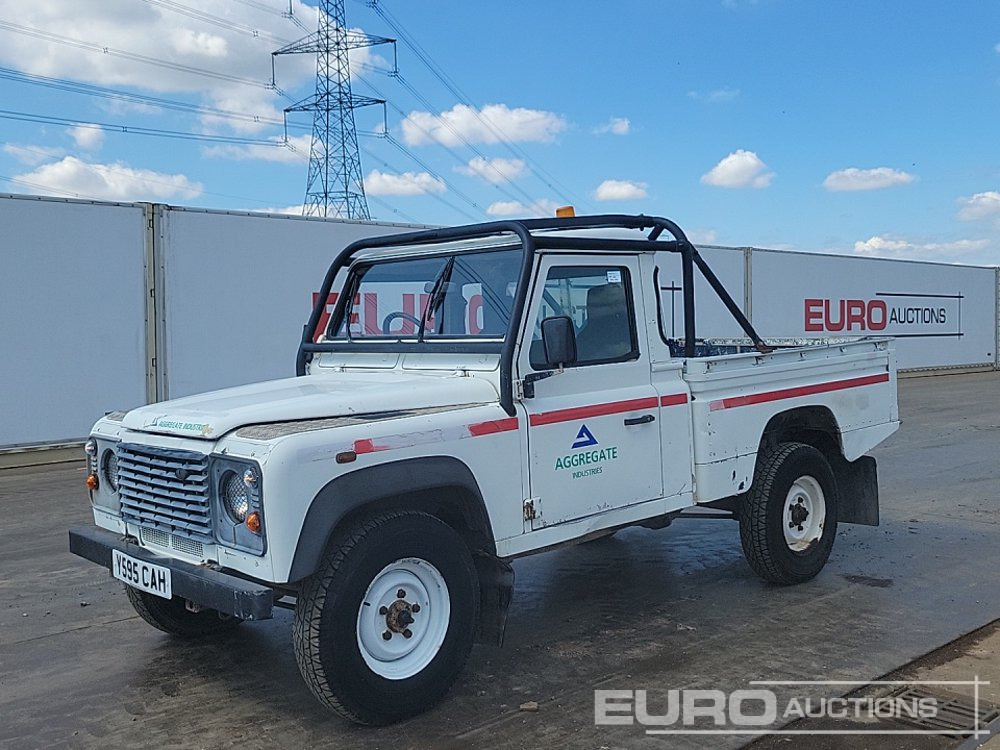 2001 Land Rover Defender - شاحنة البيك أب: صورة 1 2001 Land Rover Defender - شاحنة البيك أب: صورة 1