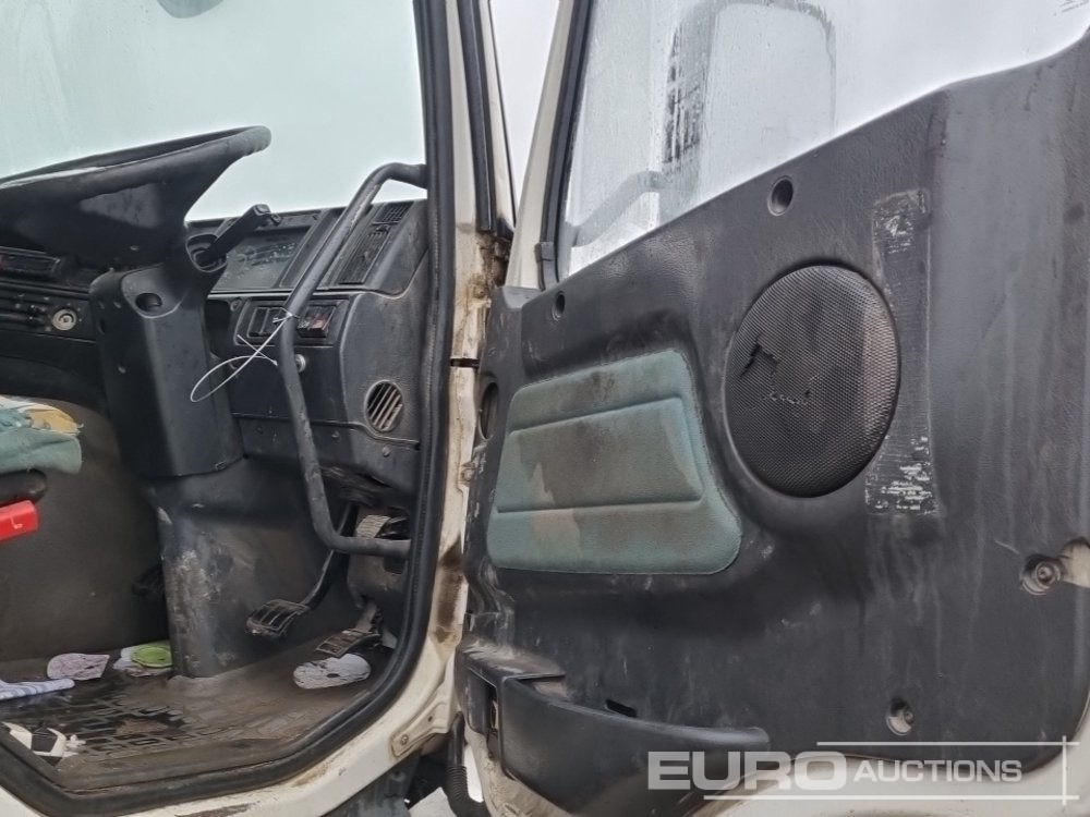 شاحنات مسطحة 2001 Volvo FM12: صورة 22