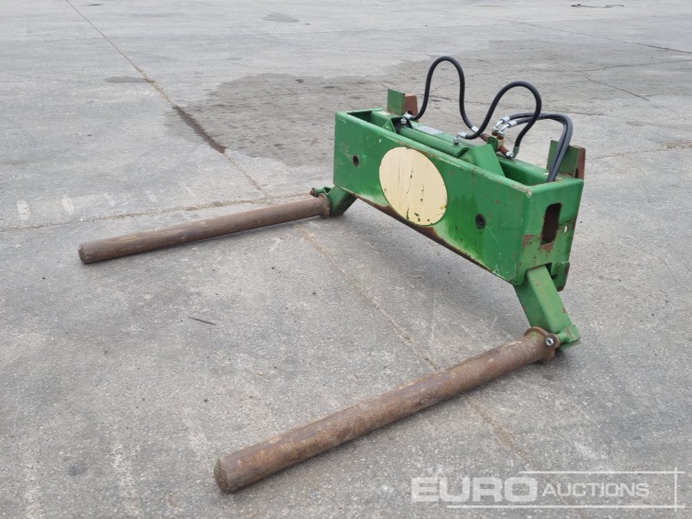2003 McHale Hydraulic Round Bale Handler - الآلات الزراعية: صورة 1 2003 McHale Hydraulic Round Bale Handler - الآلات الزراعية: صورة 1