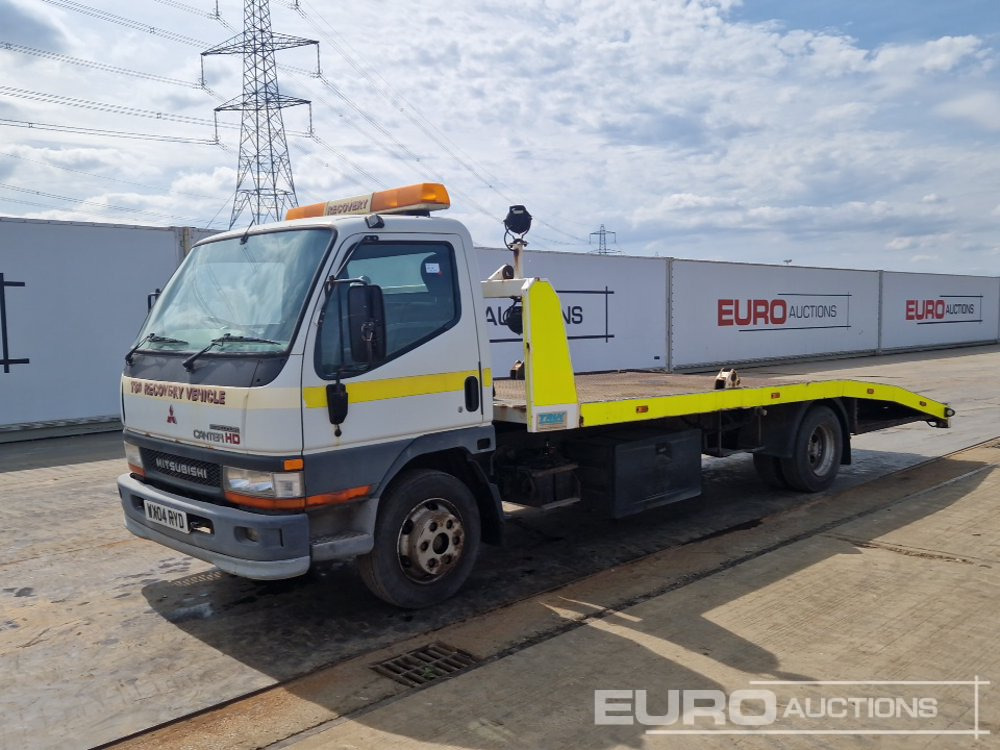 2004 Mitsubishi Canter 75 - شاحنة سحب: صورة 1 2004 Mitsubishi Canter 75 - شاحنة سحب: صورة 1
