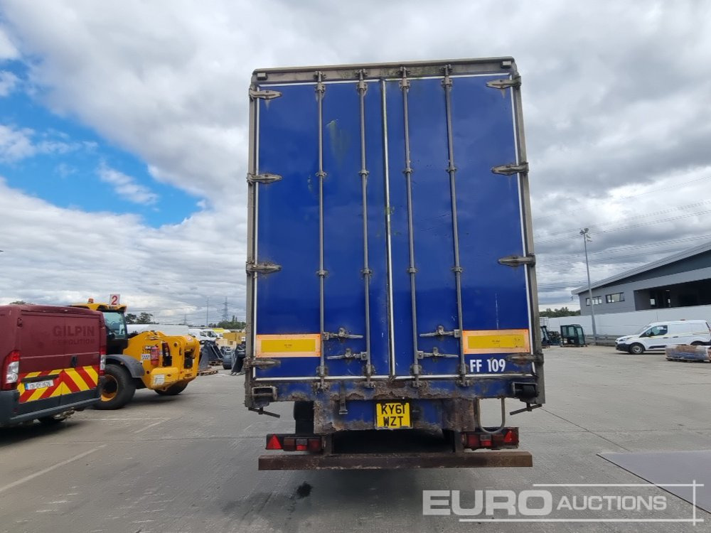 2004 SDC Trailer Tri Axle Curtainsider Trailer - نصف مقطورة ستارة: صورة 4 2004 SDC Trailer Tri Axle Curtainsider Trailer - نصف مقطورة ستارة: صورة 4