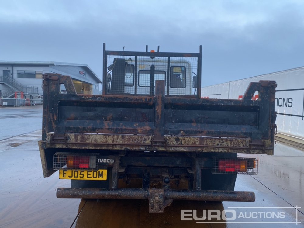 2005 Iveco 75E-17 - شاحنة قلاب: صورة 4 2005 Iveco 75E-17 - شاحنة قلاب: صورة 4