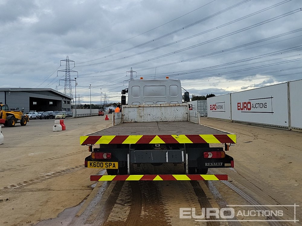 2005 Renault 4x2 Flatbed Lorry, Manual Gearbox (Reg. Docs. Available) - شاحنات مسطحة: صورة 4 2005 Renault 4x2 Flatbed Lorry, Manual Gearbox (Reg. Docs. Available) - شاحنات مسطحة: صورة 4