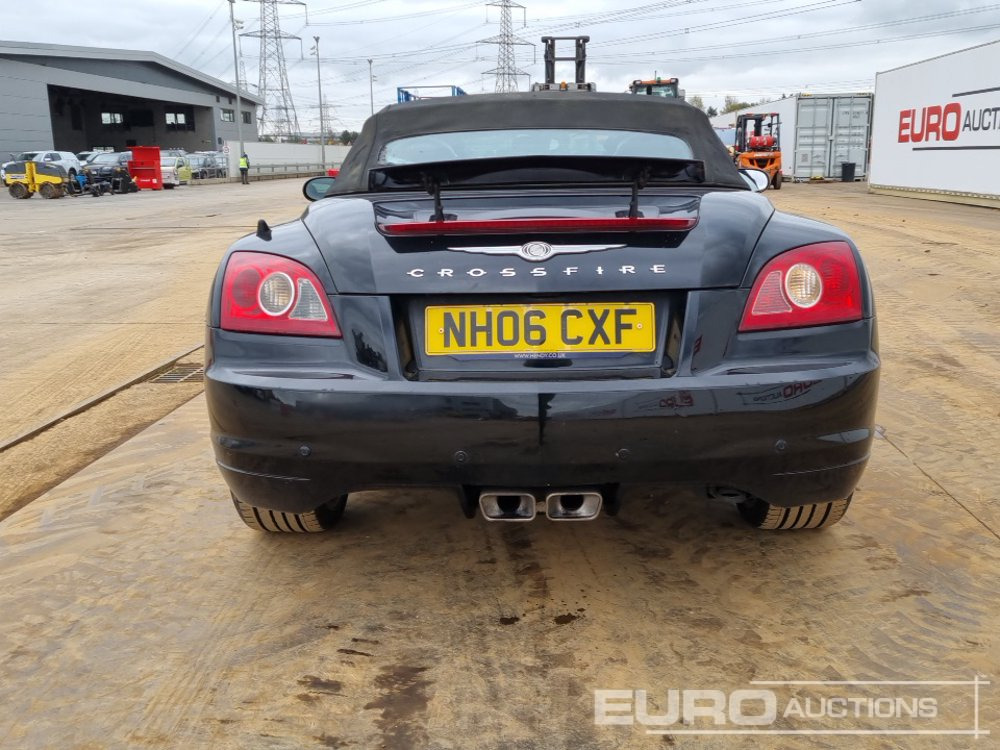 2006 Chrysler Crossfire - سيارة: صورة 4 2006 Chrysler Crossfire - سيارة: صورة 4
