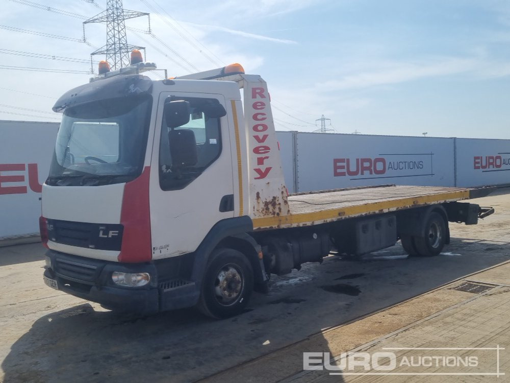 2007 DAF LF45 - شاحنة سحب: صورة 1 2007 DAF LF45 - شاحنة سحب: صورة 1