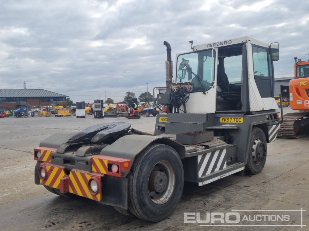 2007 Terberg RT222 - جرار المحطة: صورة 5 2007 Terberg RT222 - جرار المحطة: صورة 5