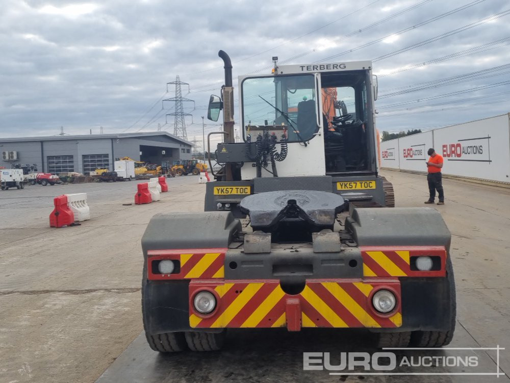 2007 Terberg RT222 - جرار المحطة: صورة 4 2007 Terberg RT222 - جرار المحطة: صورة 4