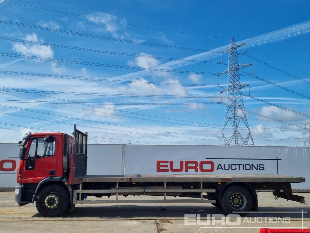 2008 Iveco Euro Cargo 180E25 - شاحنات مسطحة: صورة 2 2008 Iveco Euro Cargo 180E25 - شاحنات مسطحة: صورة 2
