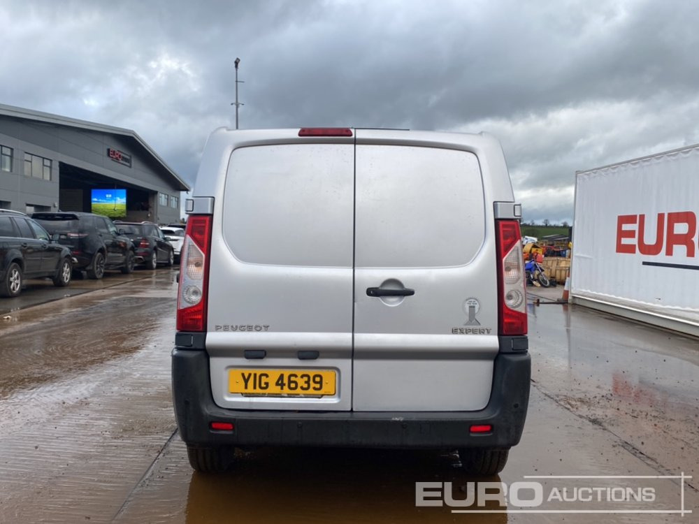 2008 Peugeot Expert - شاحنة التوصيل: صورة 4 2008 Peugeot Expert - شاحنة التوصيل: صورة 4