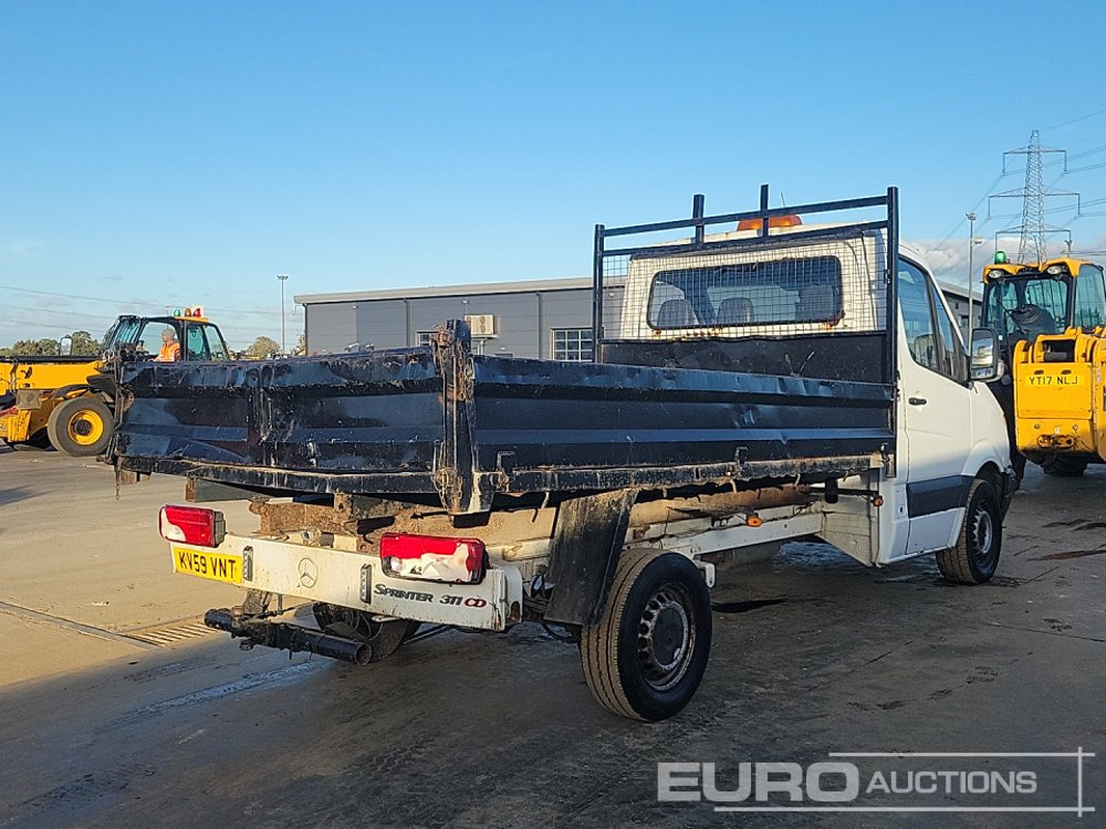 2009 Mercedes Sprinter 311 CDI - قلاب صغير: صورة 5 2009 Mercedes Sprinter 311 CDI - قلاب صغير: صورة 5