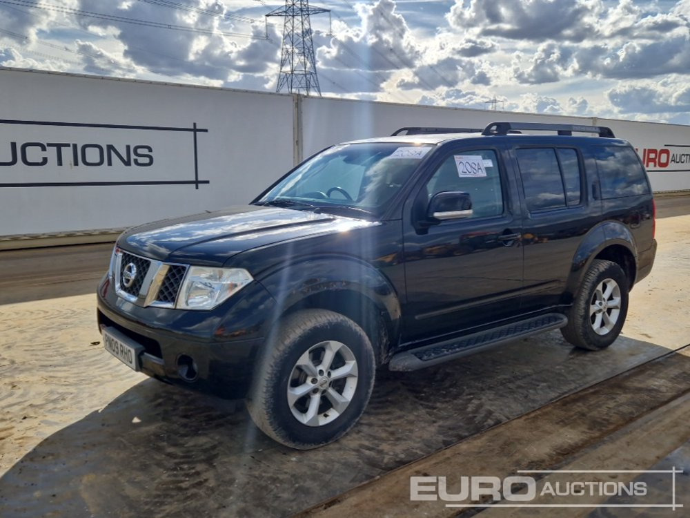 2009 Nissan Pathfinder - سيارة دفع رباعي: صورة 1 2009 Nissan Pathfinder - سيارة دفع رباعي: صورة 1