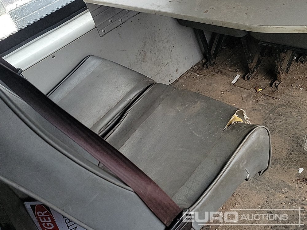 شاحنة التوصيل 2010 Ford Transit: صورة 16