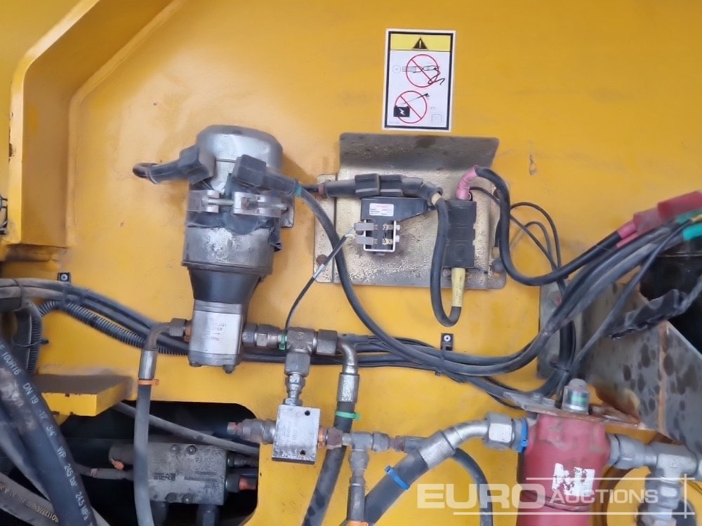 معدات الوصول 2010 Haulotte HA41PX-NT: صورة 50