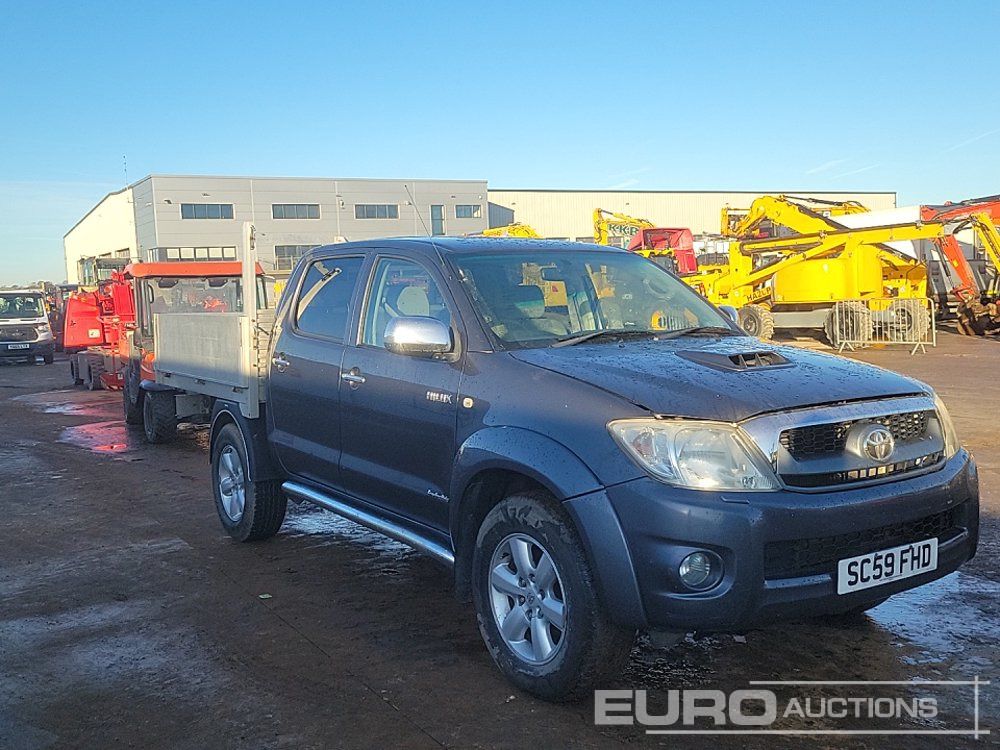 شاحنة البيك أب 2010 Toyota Hilux Invincible: صورة 7