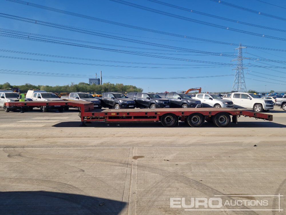 2011 Lin Trailers Tri Axle Extendable Step Frame Low Loader Trailer, Outriggers, Rear Steer - عربة منخفضة مسطحة نصف مقطورة: صورة 2 2011 Lin Trailers Tri Axle Extendable Step Frame Low Loader Trailer, Outriggers, Rear Steer - عربة منخفضة مسطحة نصف مقطورة: صورة 2