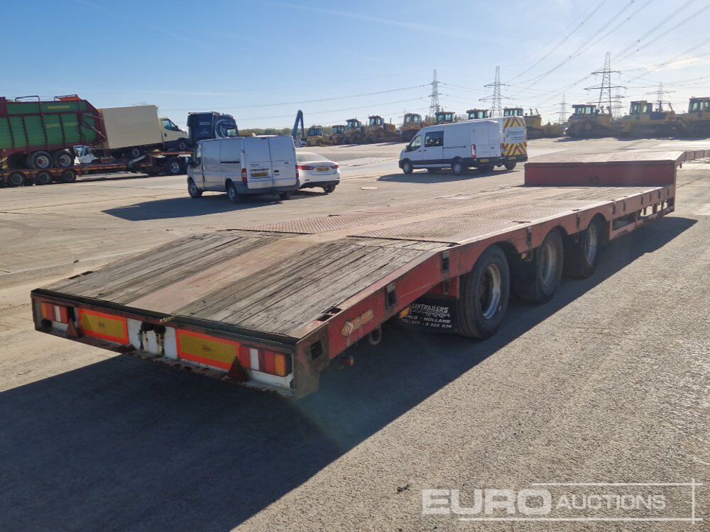 2011 Lin Trailers Tri Axle Extendable Step Frame Low Loader Trailer, Outriggers, Rear Steer - عربة منخفضة مسطحة نصف مقطورة: صورة 5 2011 Lin Trailers Tri Axle Extendable Step Frame Low Loader Trailer, Outriggers, Rear Steer - عربة منخفضة مسطحة نصف مقطورة: صورة 5