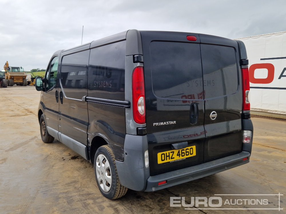 2011 Nissan Primastar - فان المدمجة: صورة 3 2011 Nissan Primastar - فان المدمجة: صورة 3