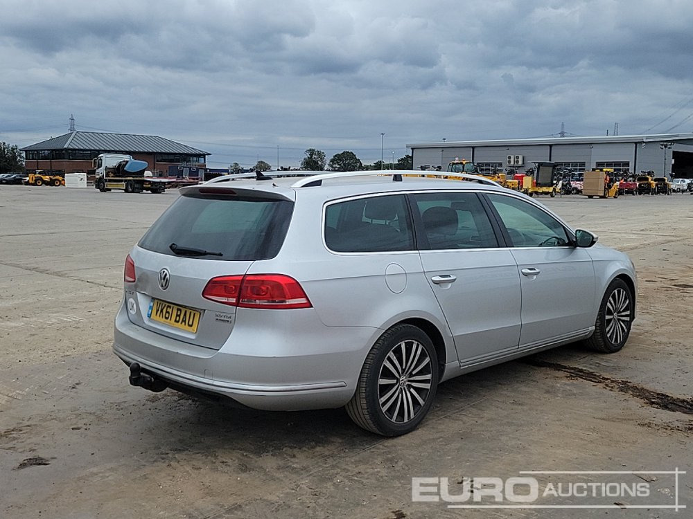 2011 Volkswagen Passat - سيارة: صورة 5 2011 Volkswagen Passat - سيارة: صورة 5