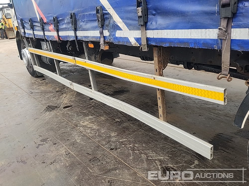 شاحنة هيكل كابينة 2011 Volvo FL240: صورة 32 شاحنة هيكل كابينة 2011 Volvo FL240: صورة 32