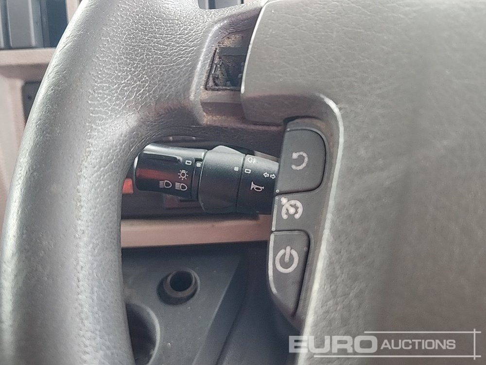 شاحنة هيكل كابينة 2011 Volvo FL240: صورة 17 شاحنة هيكل كابينة 2011 Volvo FL240: صورة 17