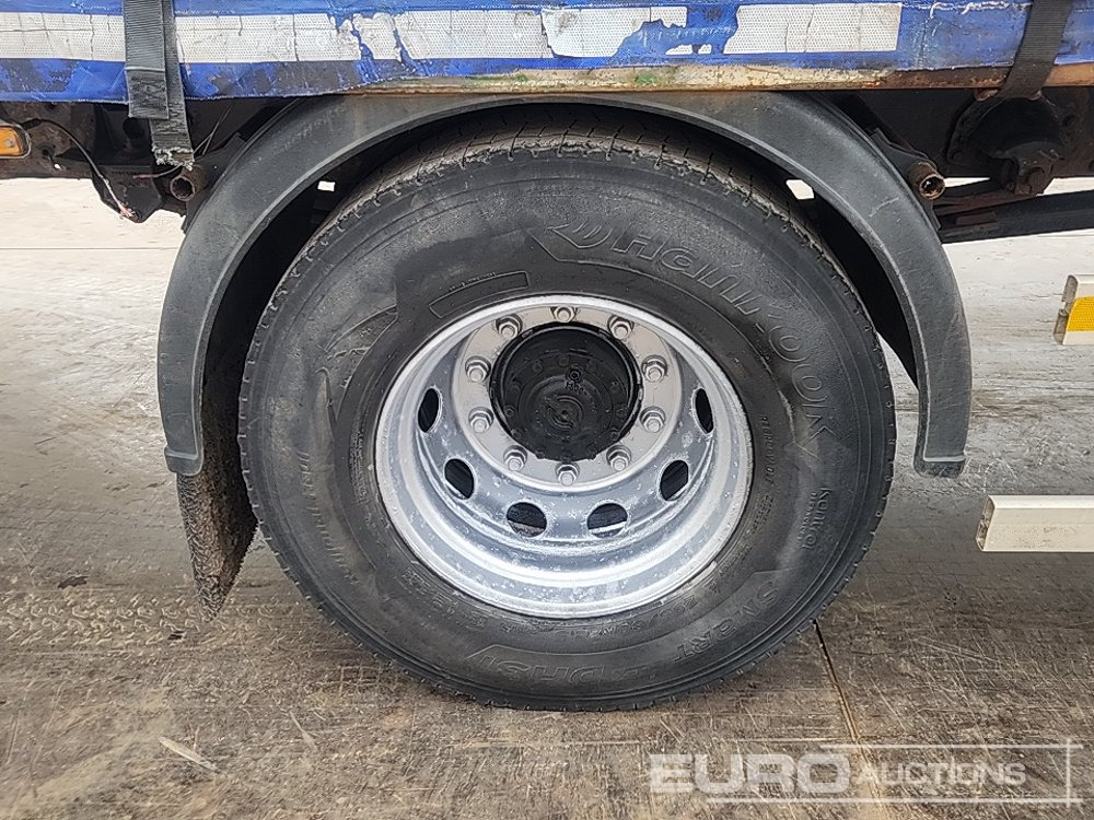 شاحنة هيكل كابينة 2011 Volvo FL240: صورة 11 شاحنة هيكل كابينة 2011 Volvo FL240: صورة 11