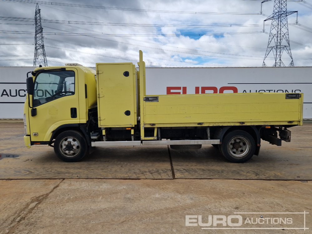 2012 Isuzu NPR-6 N62.150M - شاحنات مسطحة: صورة 2 2012 Isuzu NPR-6 N62.150M - شاحنات مسطحة: صورة 2