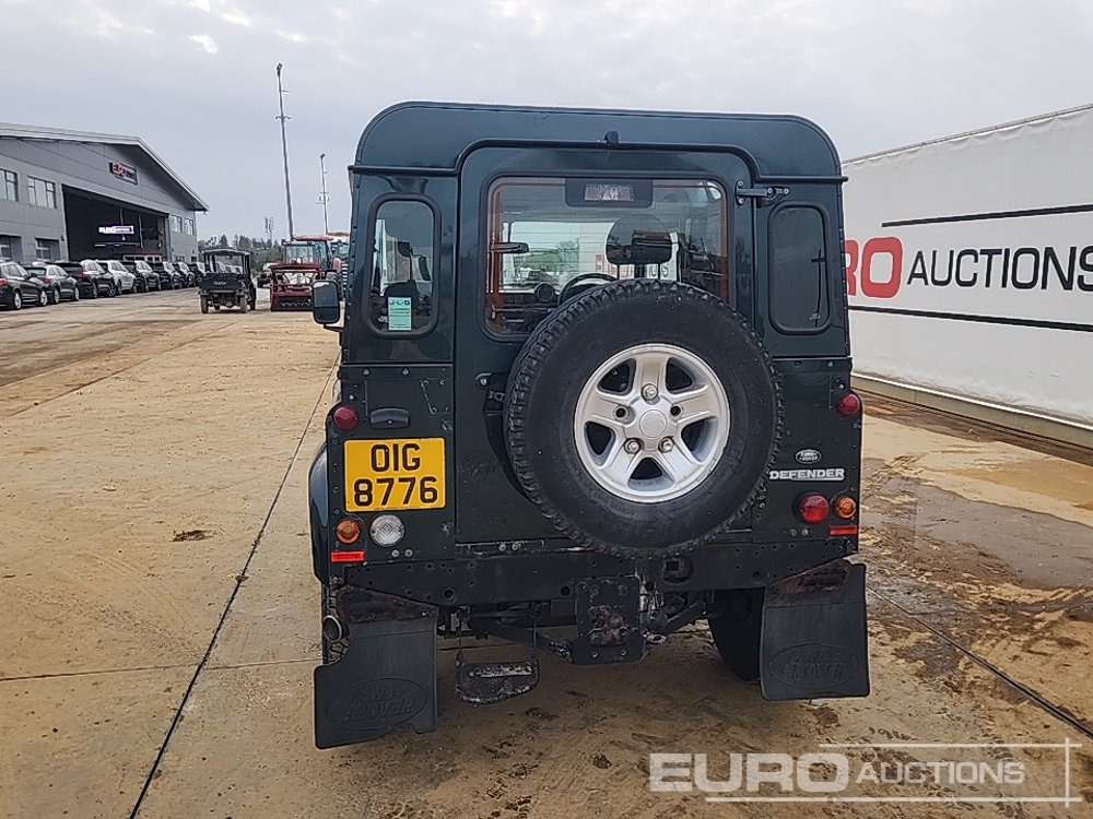 2012 Land Rover Defender 90 - سيارة دفع رباعي: صورة 4 2012 Land Rover Defender 90 - سيارة دفع رباعي: صورة 4