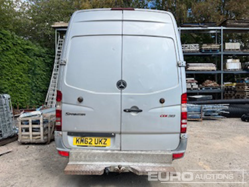 2012 Mercedes Sprinter 313CDI - فان المدمجة: صورة 4 2012 Mercedes Sprinter 313CDI - فان المدمجة: صورة 4