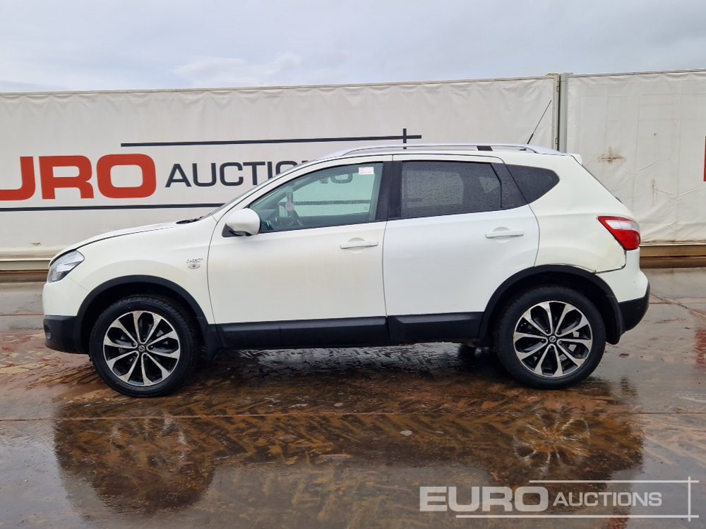 2012 Nissan Qashqai - سيارة دفع رباعي: صورة 2 2012 Nissan Qashqai - سيارة دفع رباعي: صورة 2