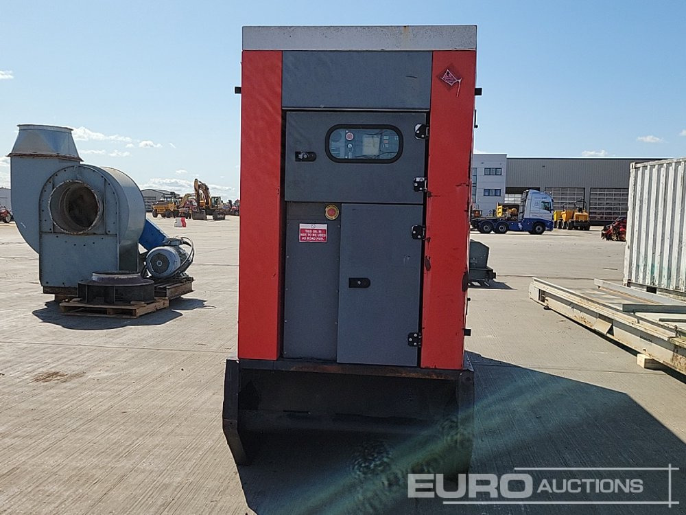 2012 SDMO R275C3 - مجموعة المولدات: صورة 4 2012 SDMO R275C3 - مجموعة المولدات: صورة 4