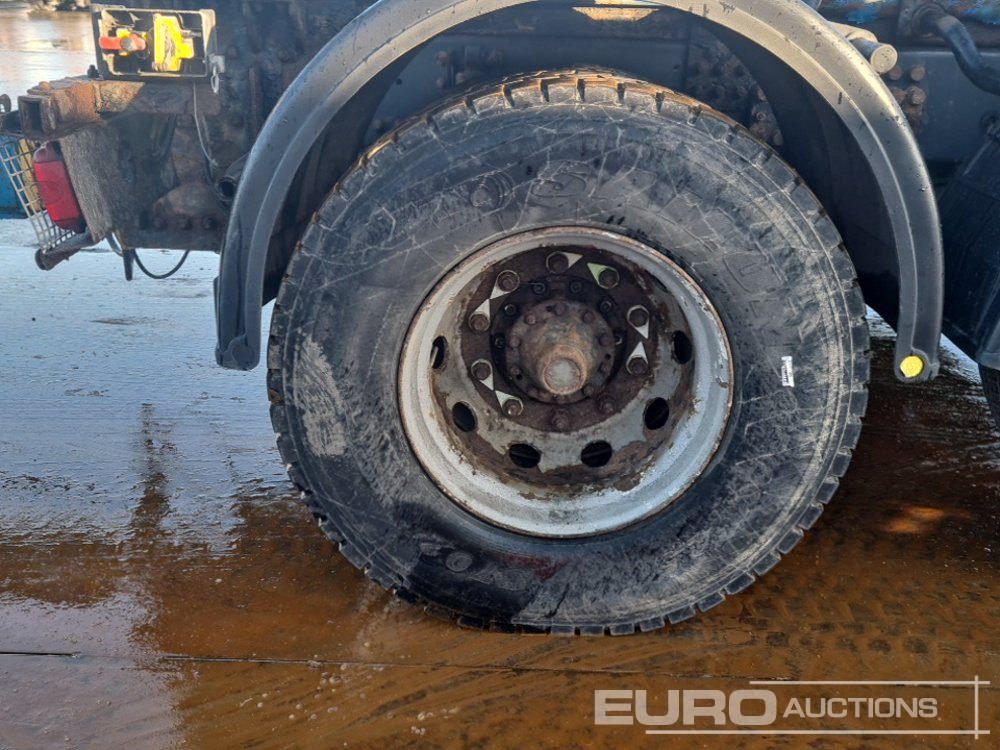 شاحنة ذات خطاف 2012 Scania P360: صورة 16