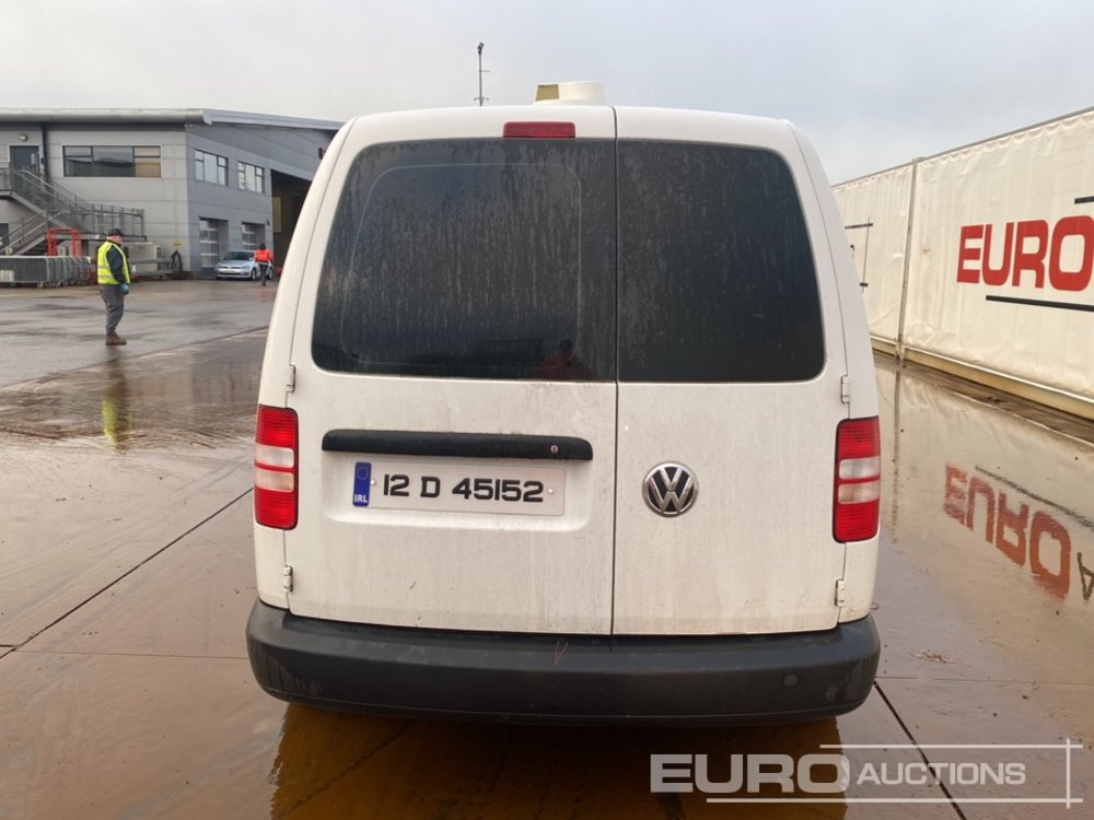 2012 Volkswagen Caddy - شاحنة التوصيل: صورة 4 2012 Volkswagen Caddy - شاحنة التوصيل: صورة 4