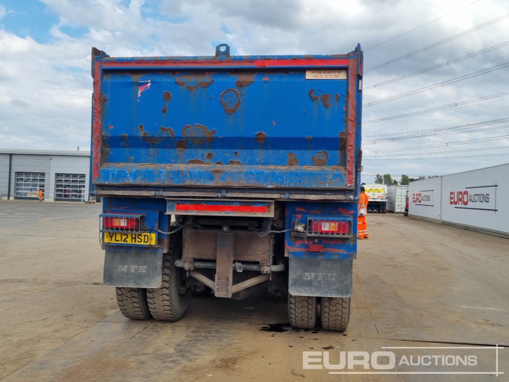 2012 Volvo FM370 - شاحنة قلاب, شاحنة كرين: صورة 4 2012 Volvo FM370 - شاحنة قلاب, شاحنة كرين: صورة 4