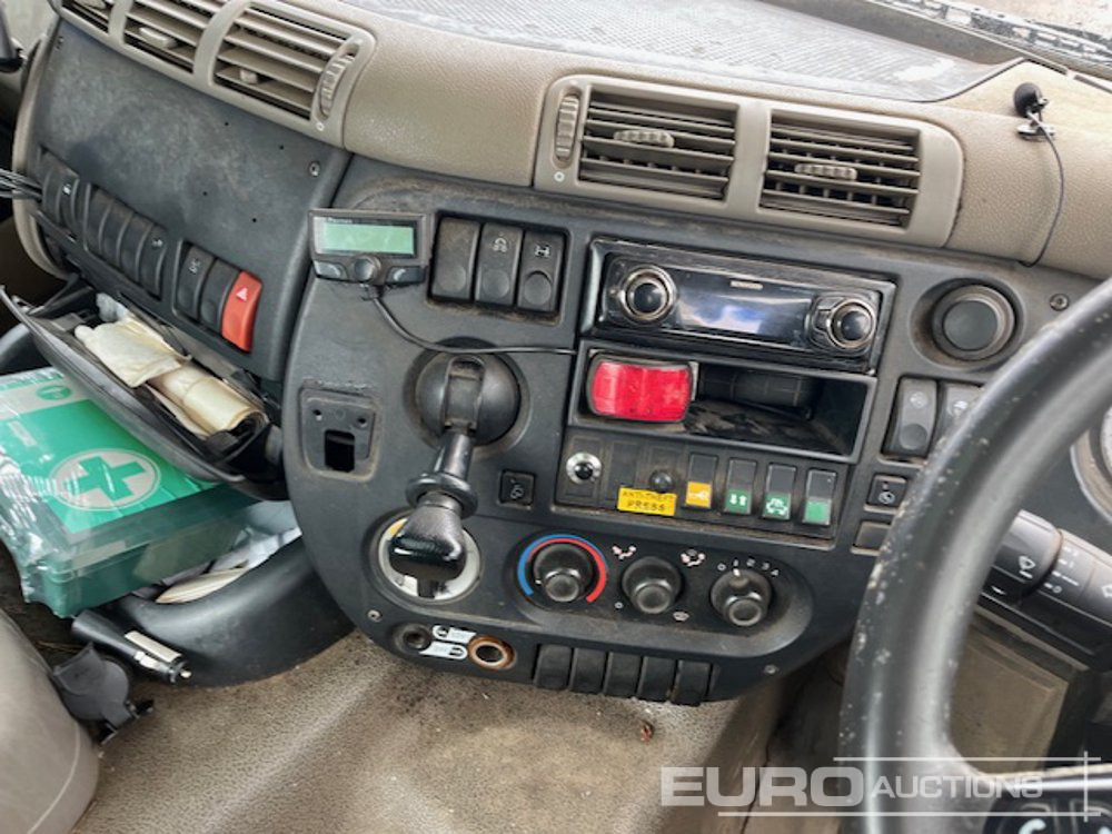 شاحنات مسطحة لنقل المعدات الثقيلة 2013 DAF CF75 310: صورة 17