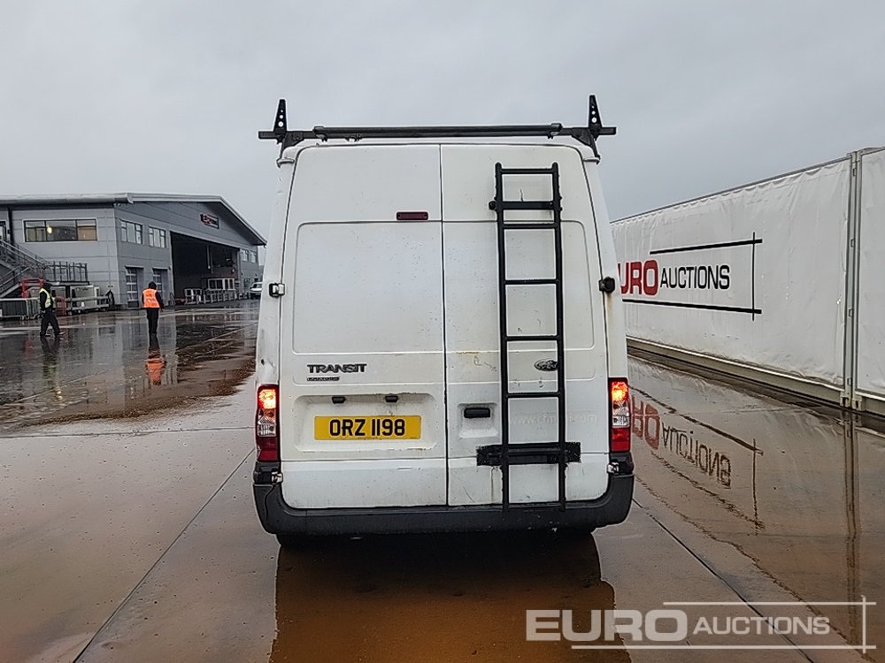 2013 Ford Transit - شاحنة التوصيل: صورة 4 2013 Ford Transit - شاحنة التوصيل: صورة 4