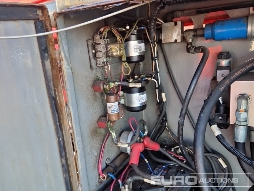 رافعة هيدروليكية مقصية 2013 SkyJack SJ9250: صورة 25 رافعة هيدروليكية مقصية 2013 SkyJack SJ9250: صورة 25