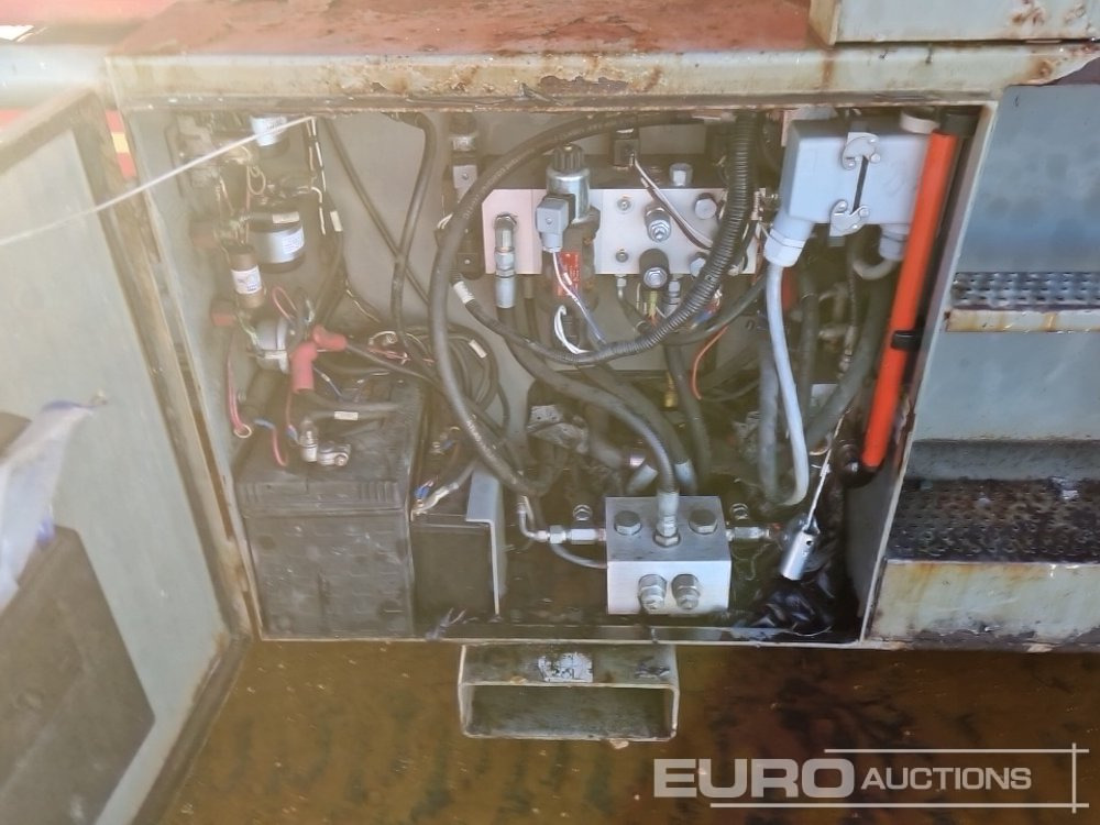 رافعة هيدروليكية مقصية 2013 SkyJack SJ9250: صورة 23 رافعة هيدروليكية مقصية 2013 SkyJack SJ9250: صورة 23