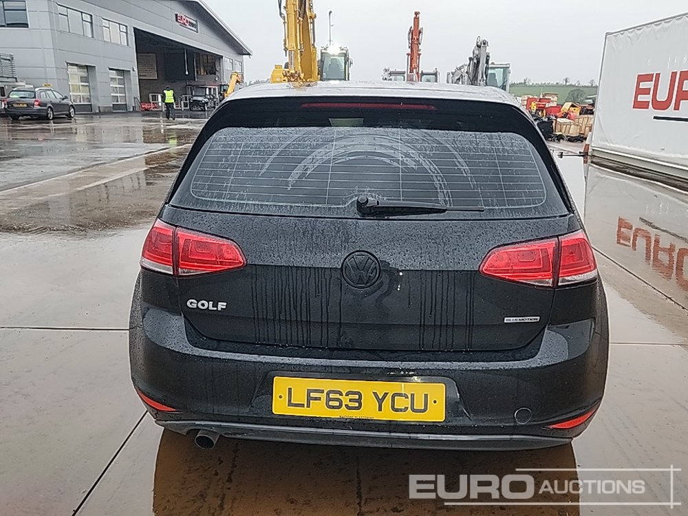 2013 Volkswagen Golf - سيارة: صورة 4 2013 Volkswagen Golf - سيارة: صورة 4