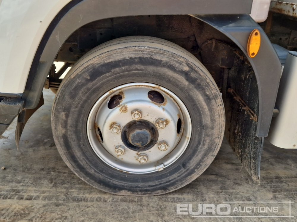 شاحنة قلاب 2014 Isuzu Forward: صورة 12