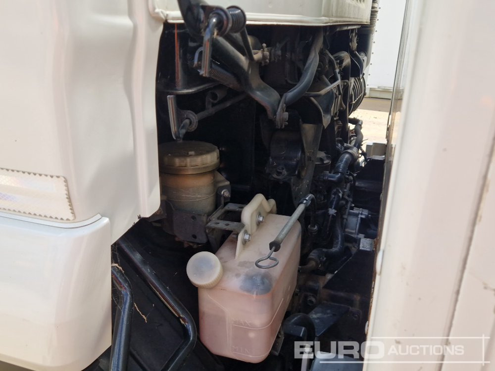 شاحنة قلاب 2014 Isuzu Forward: صورة 13