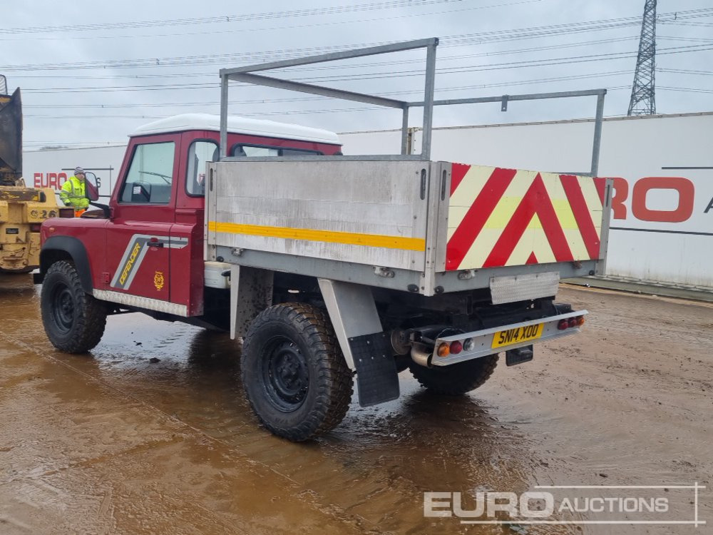 2014 Land Rover Defender - شاحنة البيك أب: صورة 3 2014 Land Rover Defender - شاحنة البيك أب: صورة 3