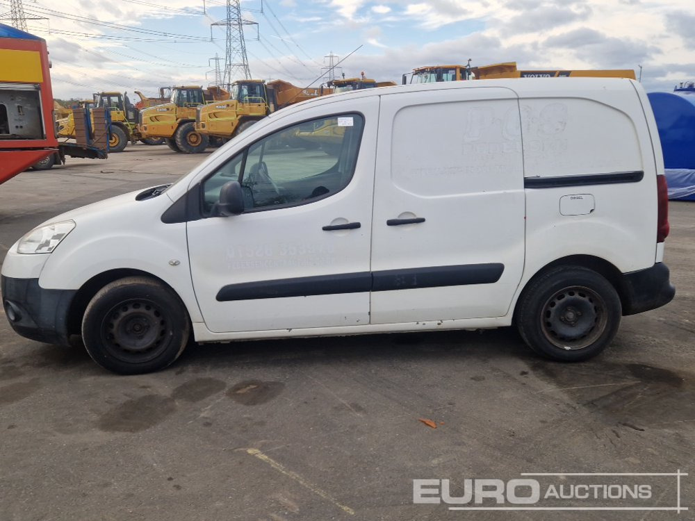2014 Peugeot Partner - فان المدمجة: صورة 2 2014 Peugeot Partner - فان المدمجة: صورة 2