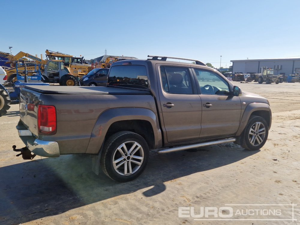 2014 Volkswagen Amarok - شاحنة البيك أب: صورة 5 2014 Volkswagen Amarok - شاحنة البيك أب: صورة 5