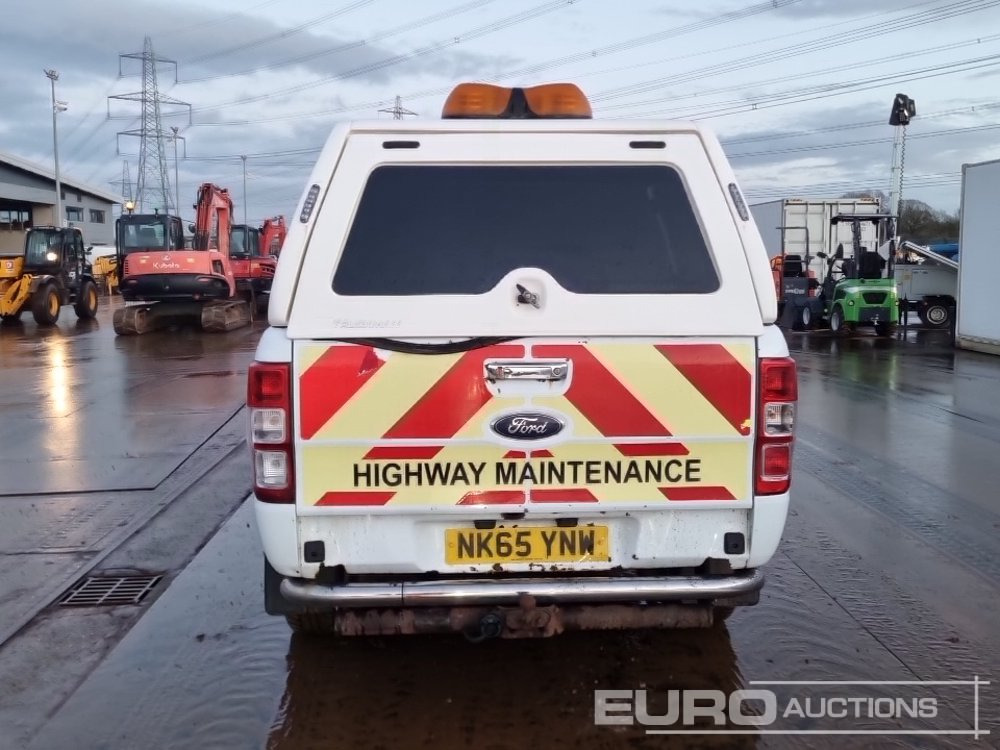 2015 Ford Ranger - شاحنة البيك أب: صورة 4 2015 Ford Ranger - شاحنة البيك أب: صورة 4