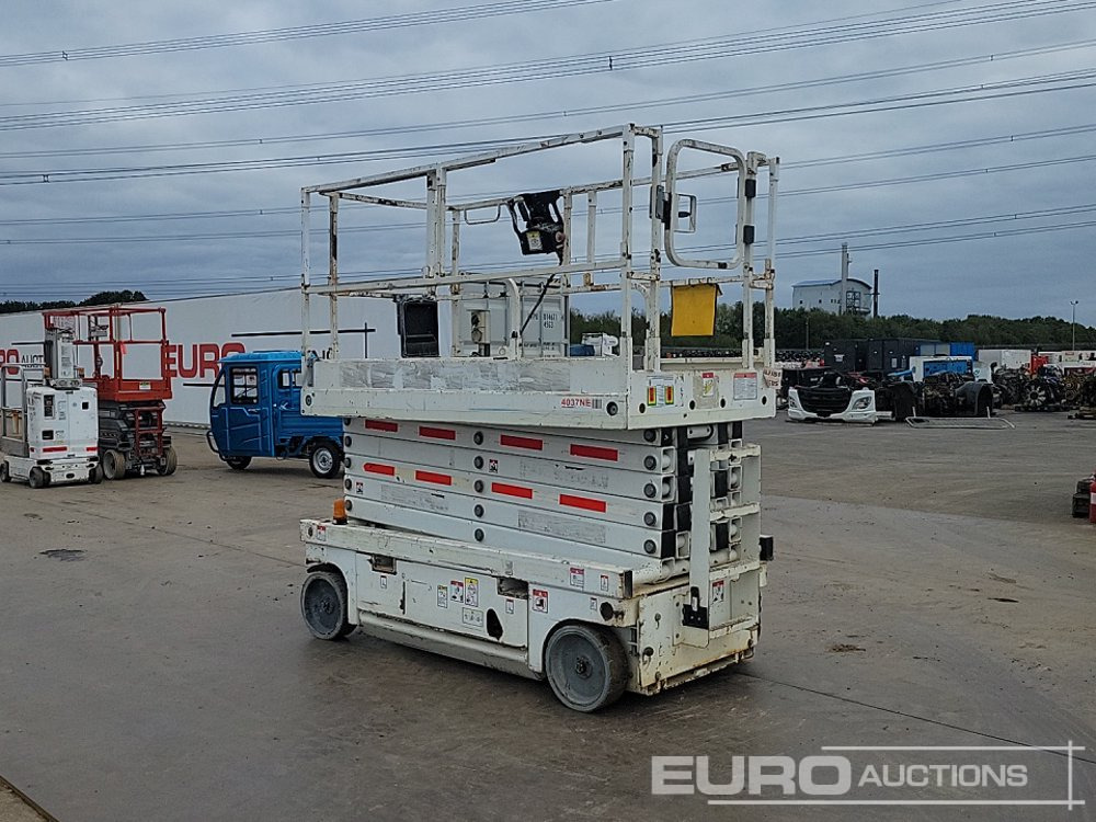 2015 Haulotte Compact 14 - معدات الوصول: صورة 3 2015 Haulotte Compact 14 - معدات الوصول: صورة 3