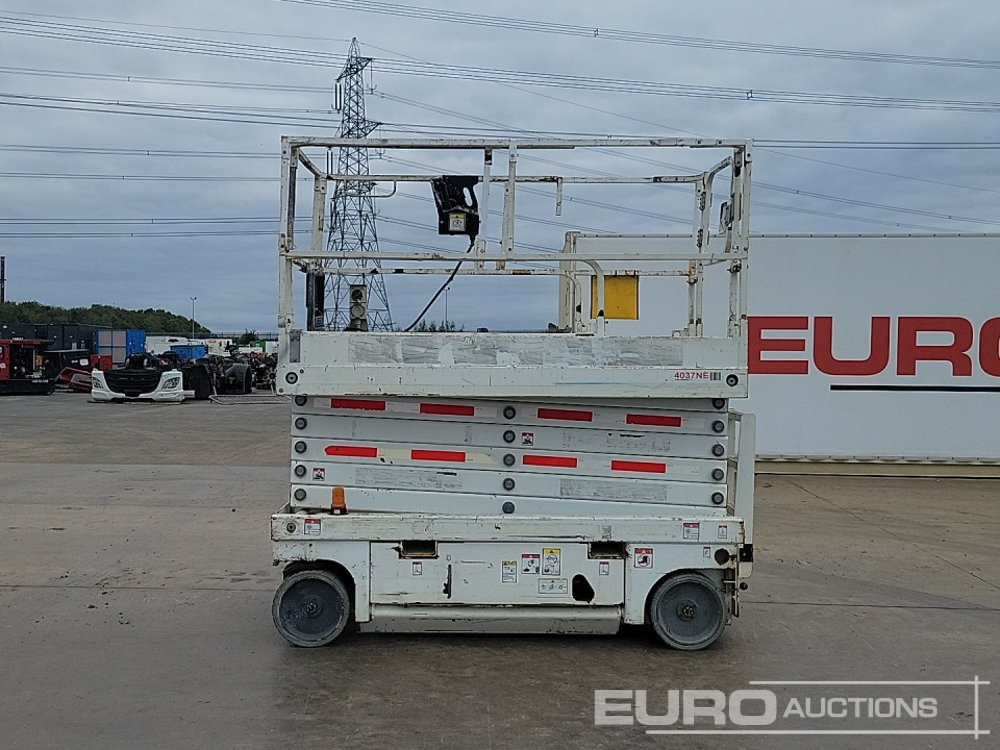 2015 Haulotte Compact 14 - معدات الوصول: صورة 2 2015 Haulotte Compact 14 - معدات الوصول: صورة 2
