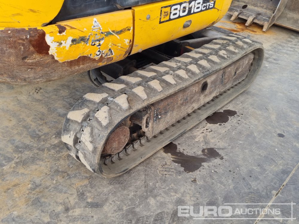 حفارة مُصَّغرة 2015 JCB 8018CTS: صورة 16