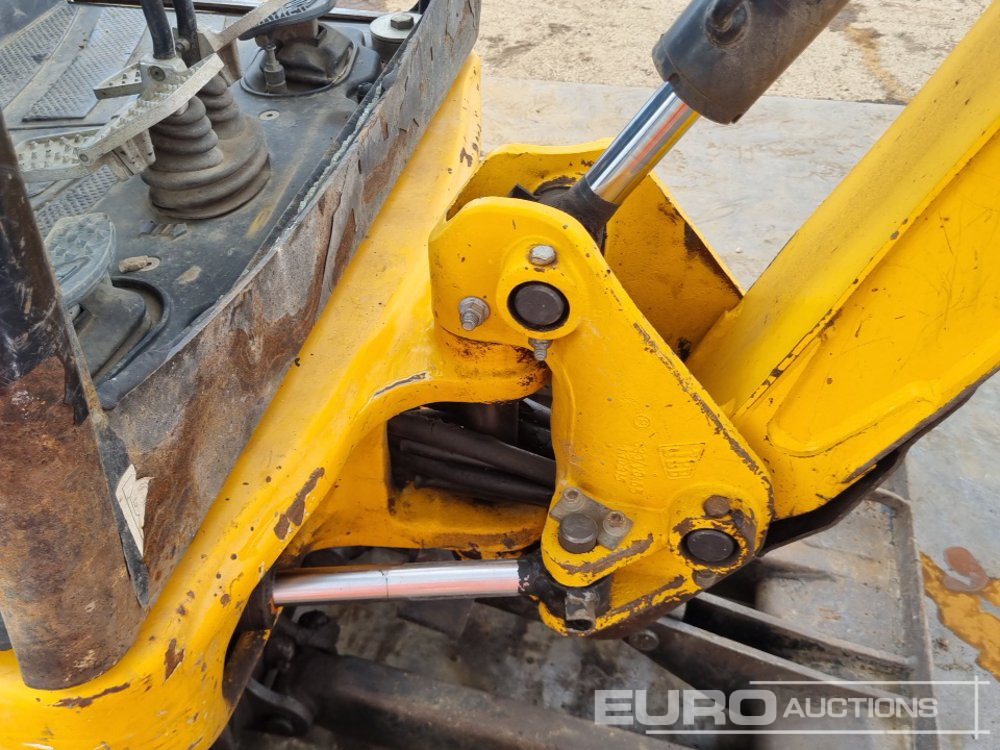 حفارة مُصَّغرة 2015 JCB 8018CTS: صورة 17