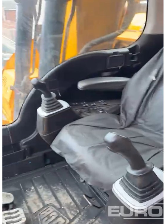 2015 JCB JS130LC - حفار زحاف: صورة 5 2015 JCB JS130LC - حفار زحاف: صورة 5